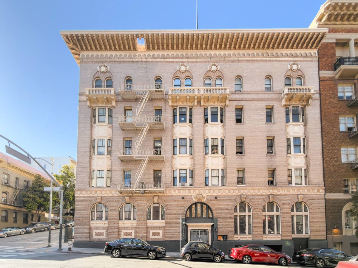 Apartment for rent at 980 Bush St #100, San Francisco, CA 94109