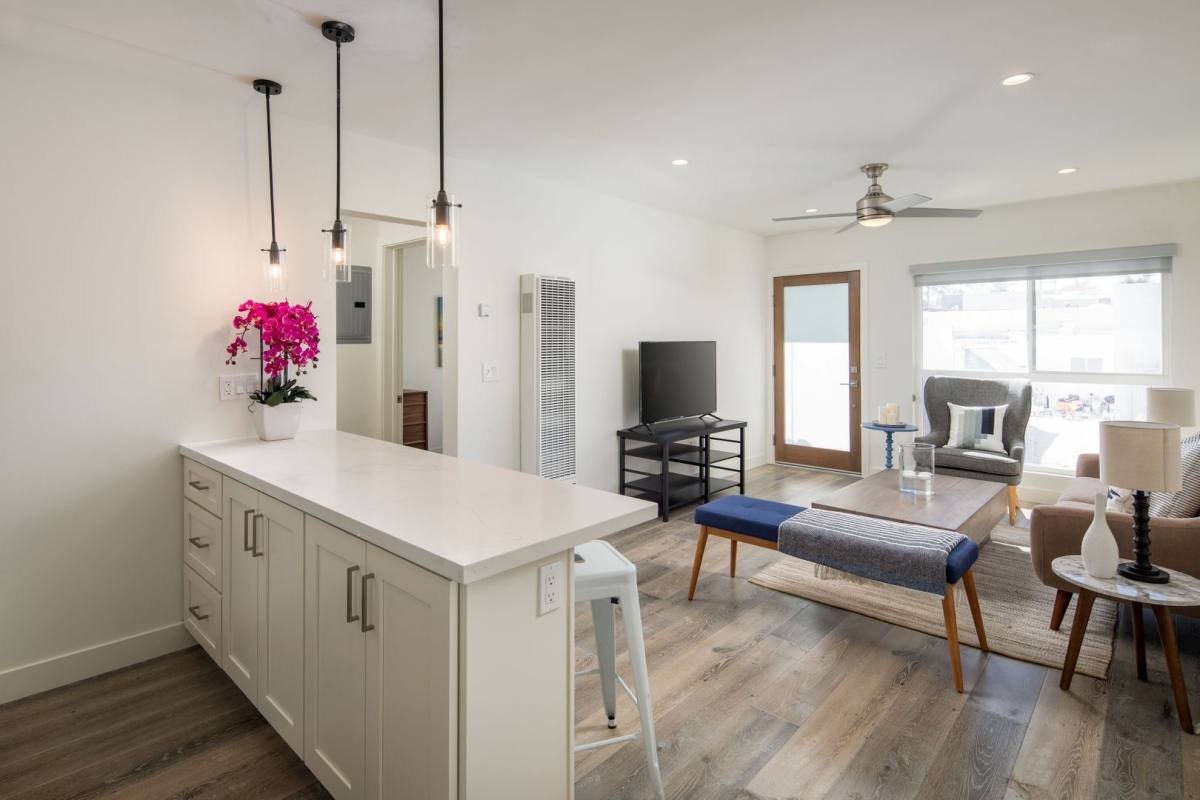 Apartment for rent at 207, 209 & 211 Sierra St, El Segundo, CA 90245