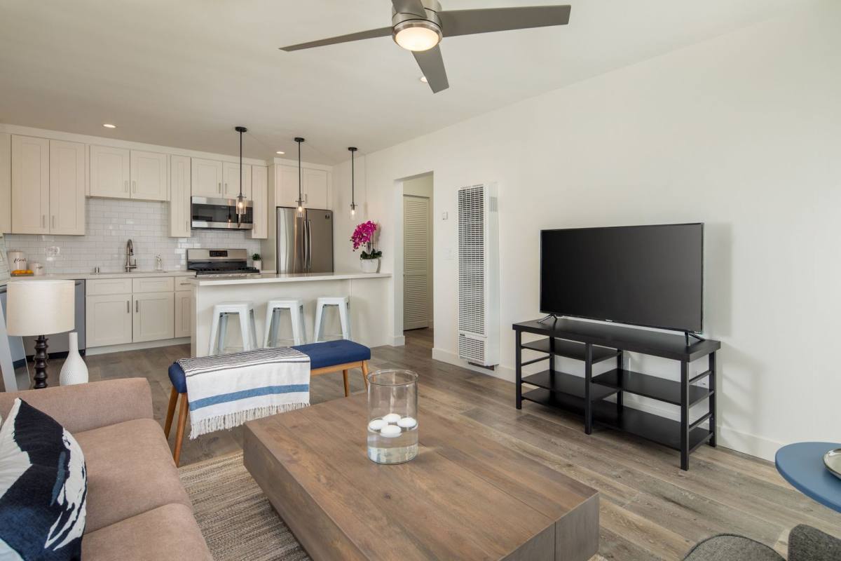 Apartment for rent at 207, 209 & 211 Sierra St, El Segundo, CA 90245