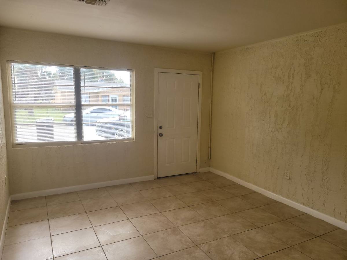 Townhouse for rent at 508 Booker St, Titusville, FL 32780