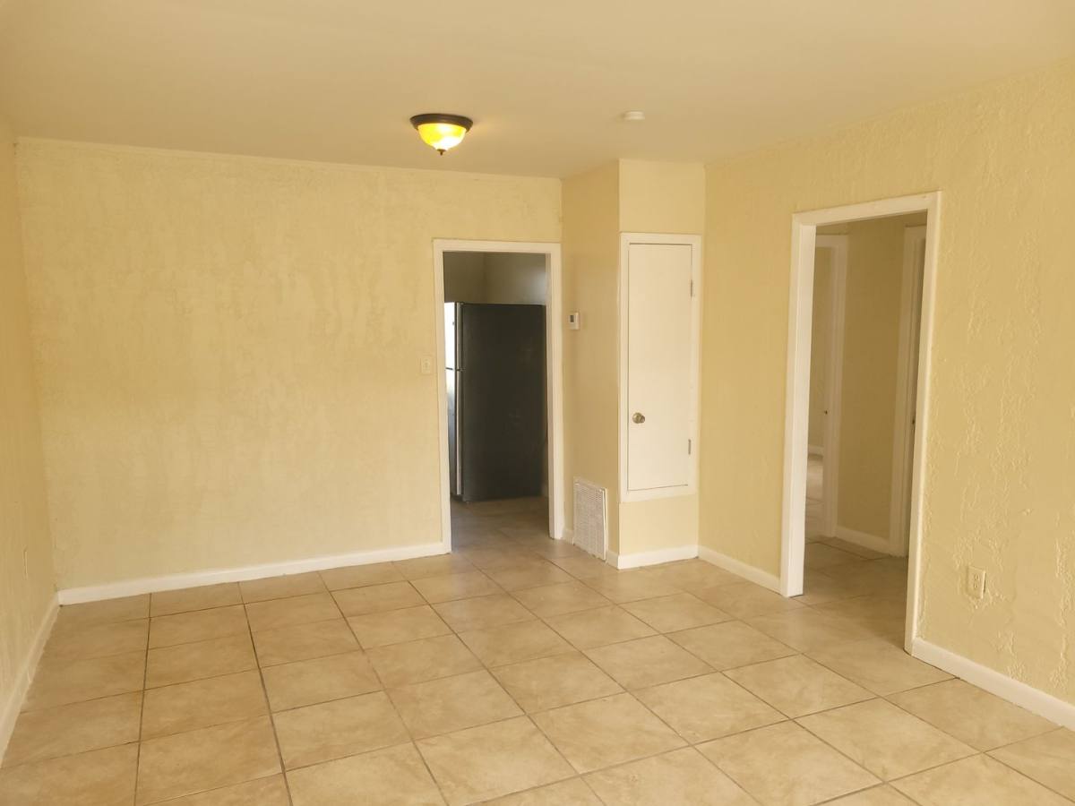 Townhouse for rent at 508 Booker St, Titusville, FL 32780