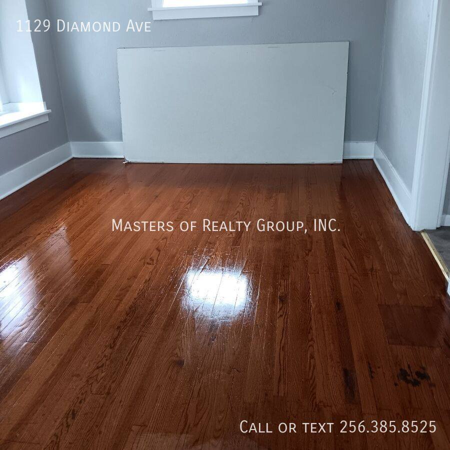 House for rent at 1129 Diamond Ave, South Bend, IN 46628