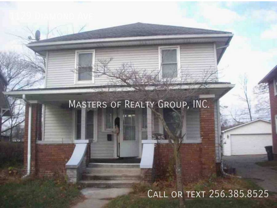 House for rent at 1129 Diamond Ave, South Bend, IN 46628