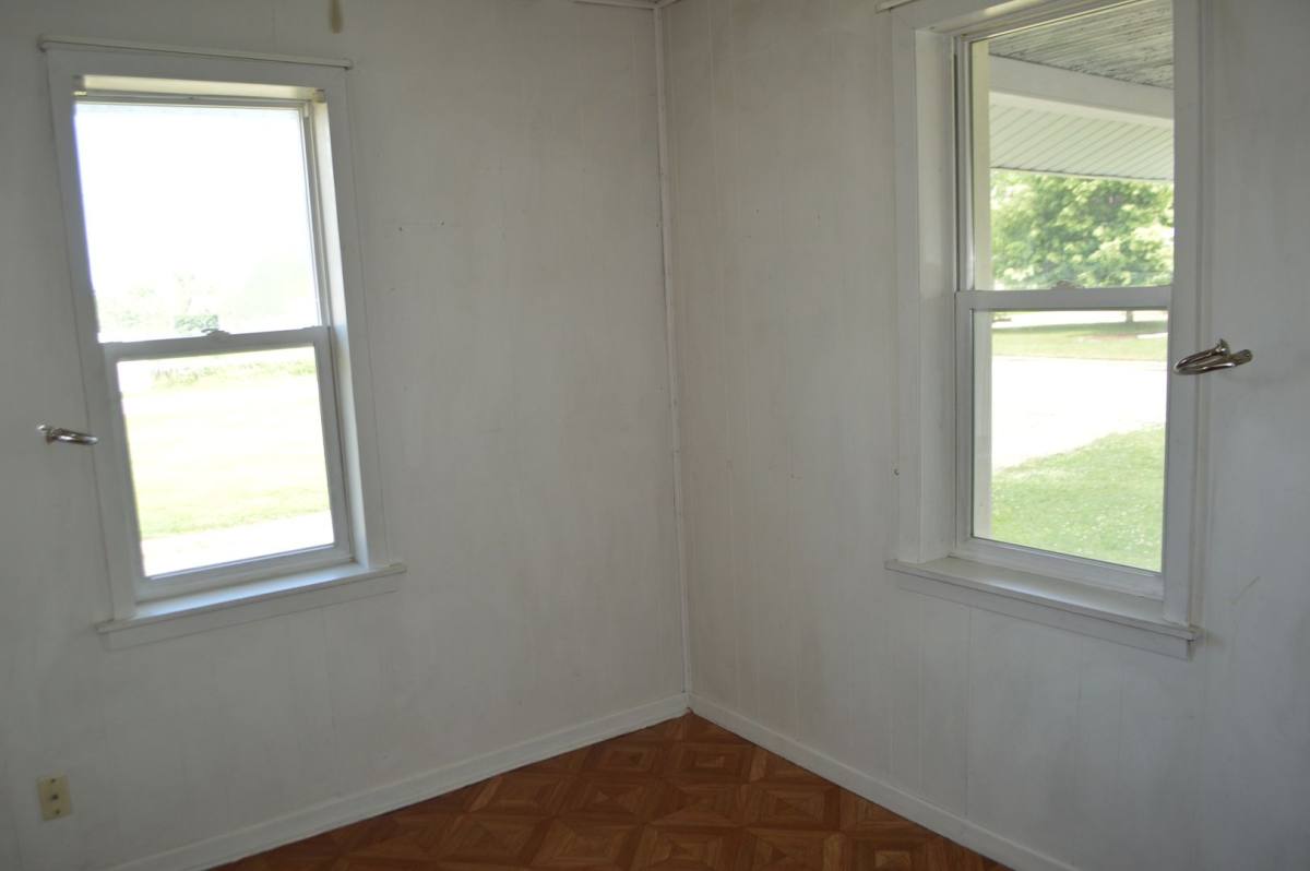 House for rent at 2310 1st Ave S, Clear Lake, IA 50428