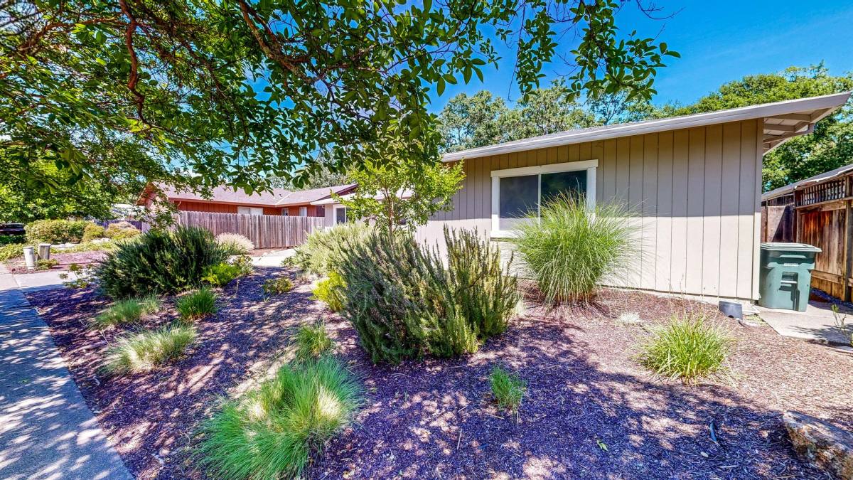 House for rent at 2146 Rivera Dr, Santa Rosa, CA 95409