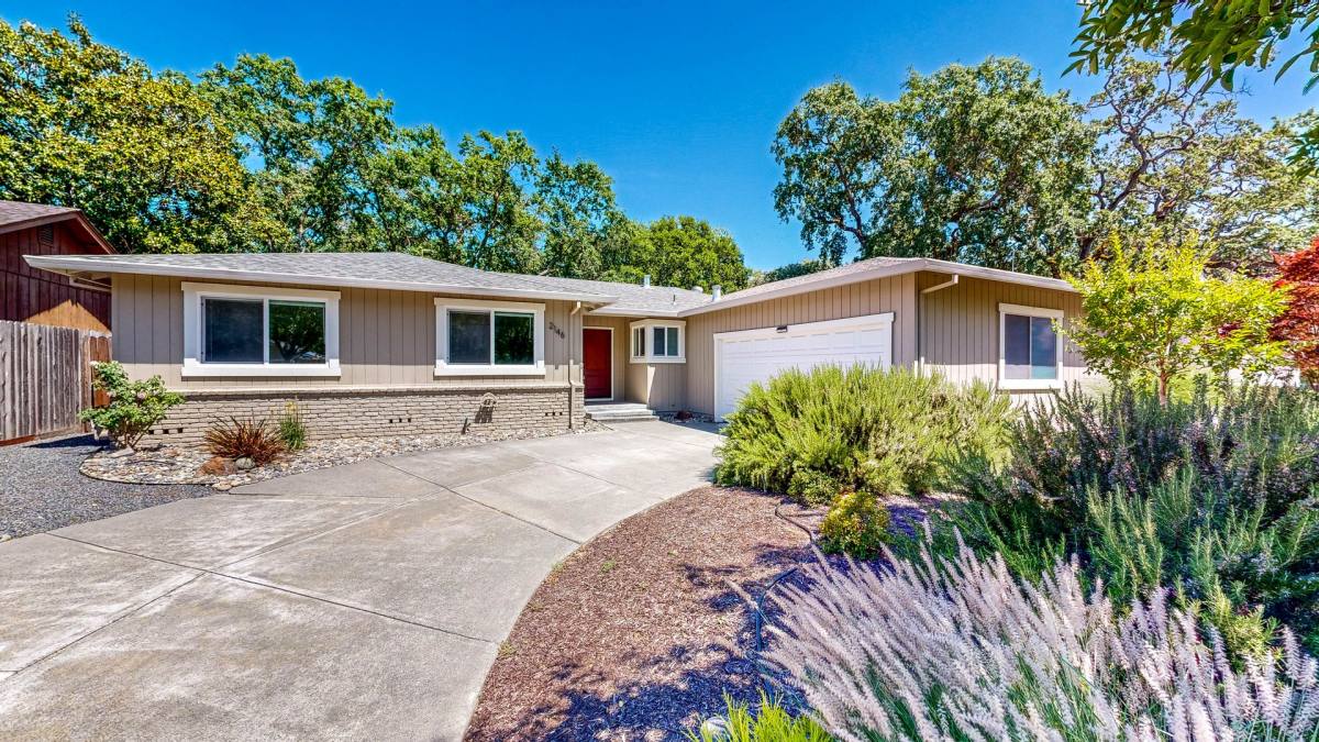 House for rent at 2146 Rivera Dr, Santa Rosa, CA 95409