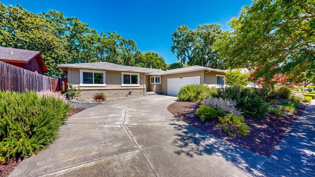 House for rent at 2146 Rivera Dr, Santa Rosa, CA 95409