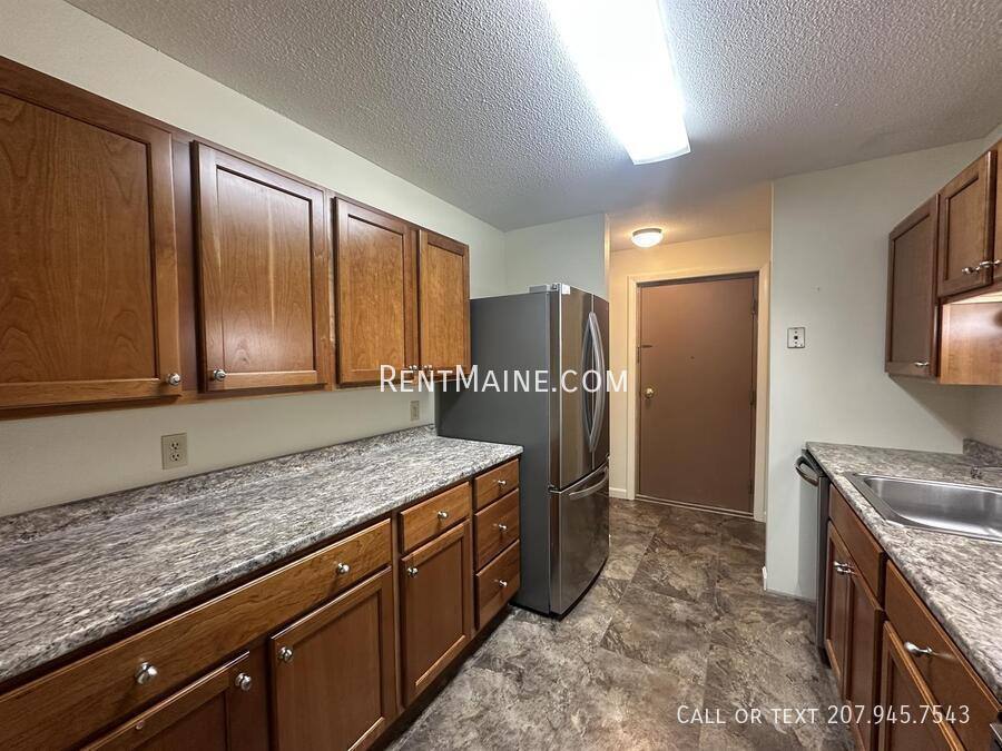 Apartment for rent at 27G Longrale Park, Bangor, ME 04401