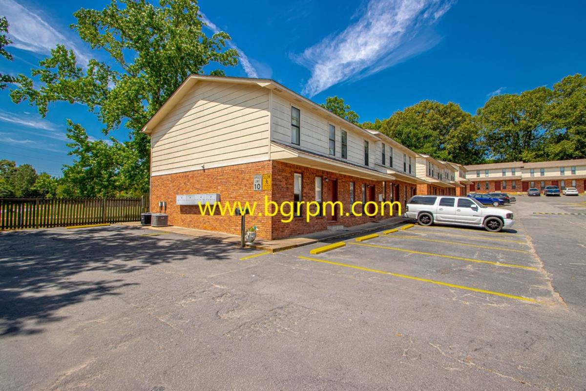 Apartment for rent at 719 S Redmond Rd, Jacksonville, AR 72076