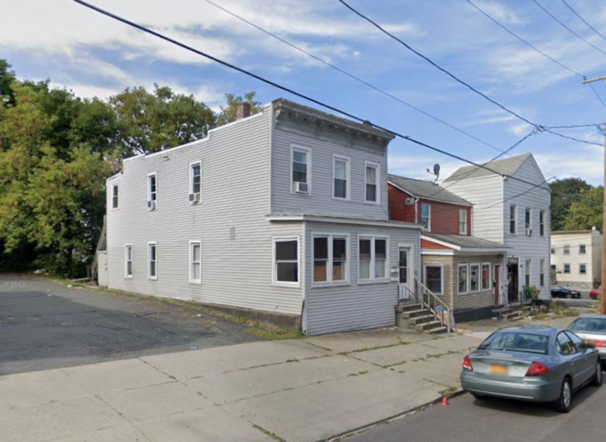 Apartment for rent at 664 State St, Albany, NY 12203