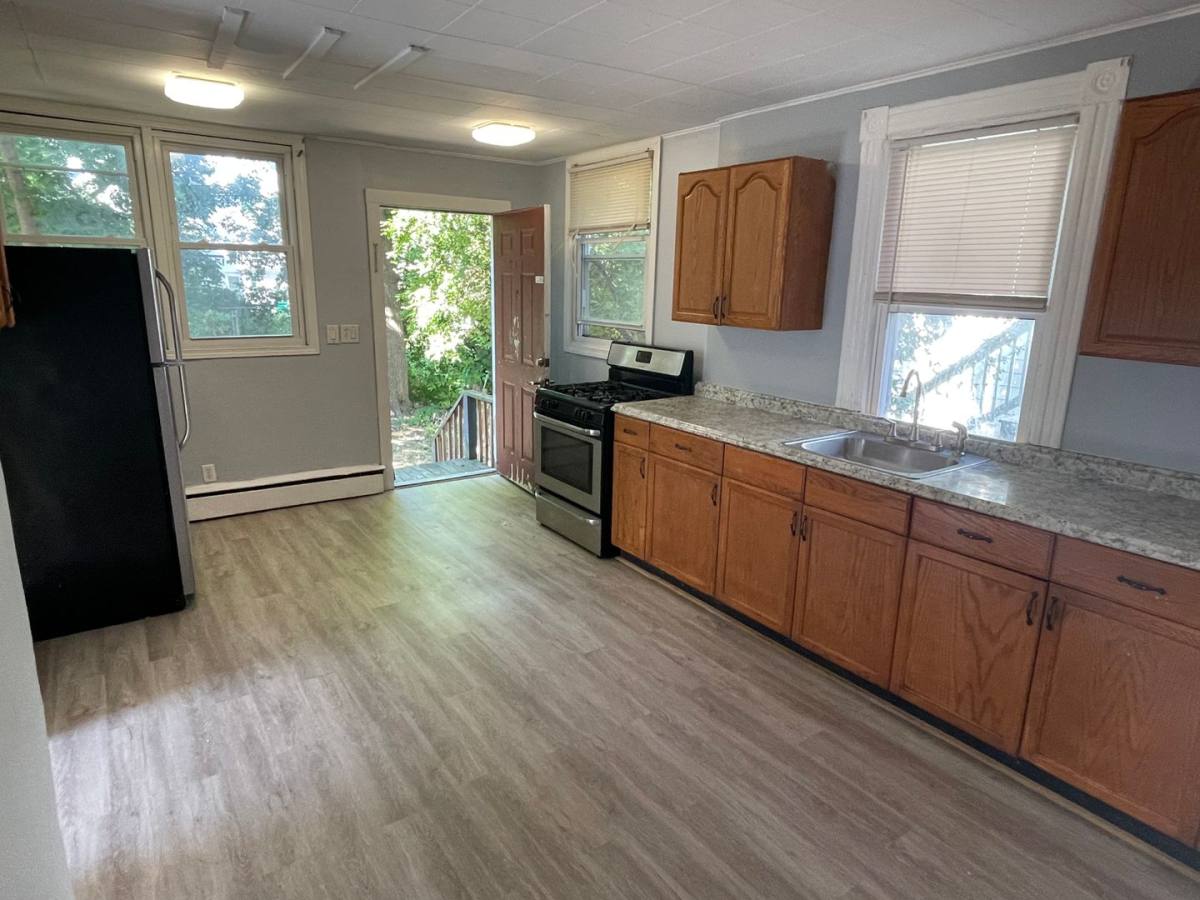 Apartment for rent at 664 State St, Albany, NY 12203