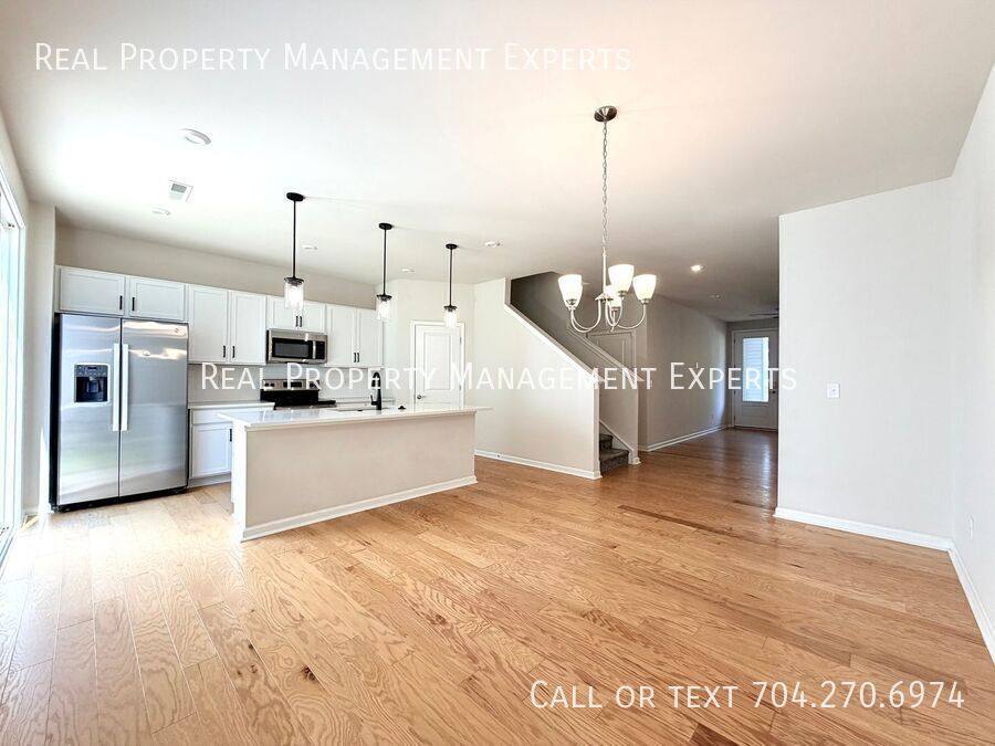 Townhouse for rent at 6016 Caprera Way, Charlotte, NC 28269