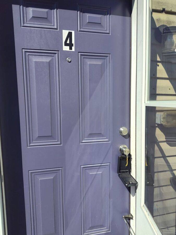 Apartment for rent at 734 N Broadway #4, Lexington, KY 40508