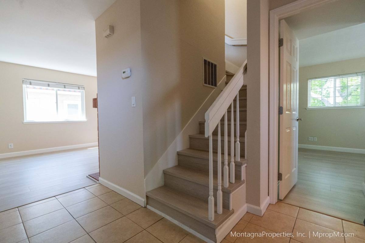 Townhouse for rent at 1461 Main St, Santa Clara, CA 95050