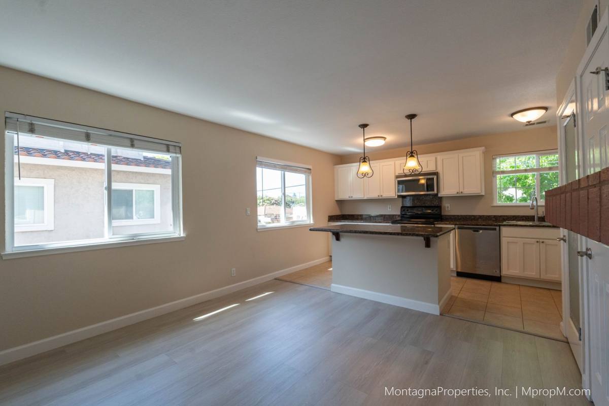 Townhouse for rent at 1461 Main St, Santa Clara, CA 95050