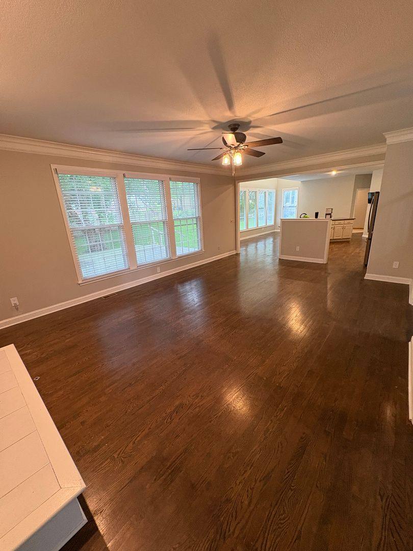 House for rent at 13172 Kessler St, Overland Park, KS 66213