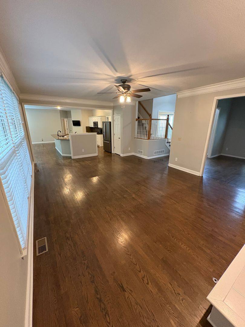 House for rent at 13172 Kessler St, Overland Park, KS 66213