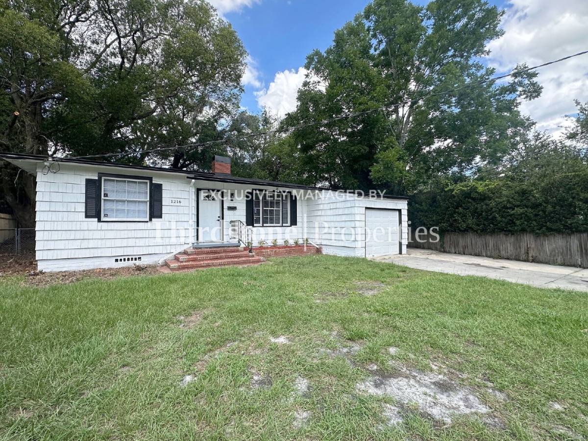 House for rent at 1216 Glen Laura Rd, Jacksonville, FL 32205