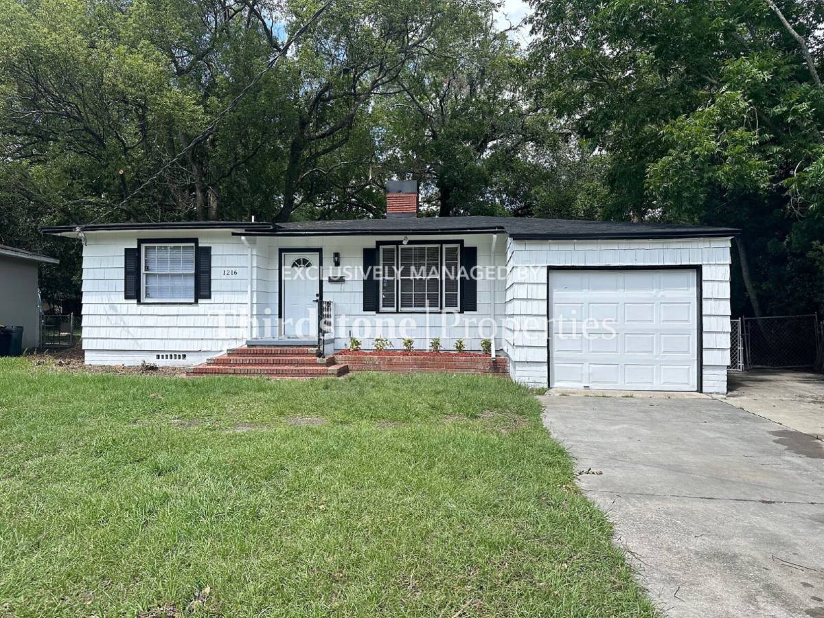 House for rent at 1216 Glen Laura Rd, Jacksonville, FL 32205