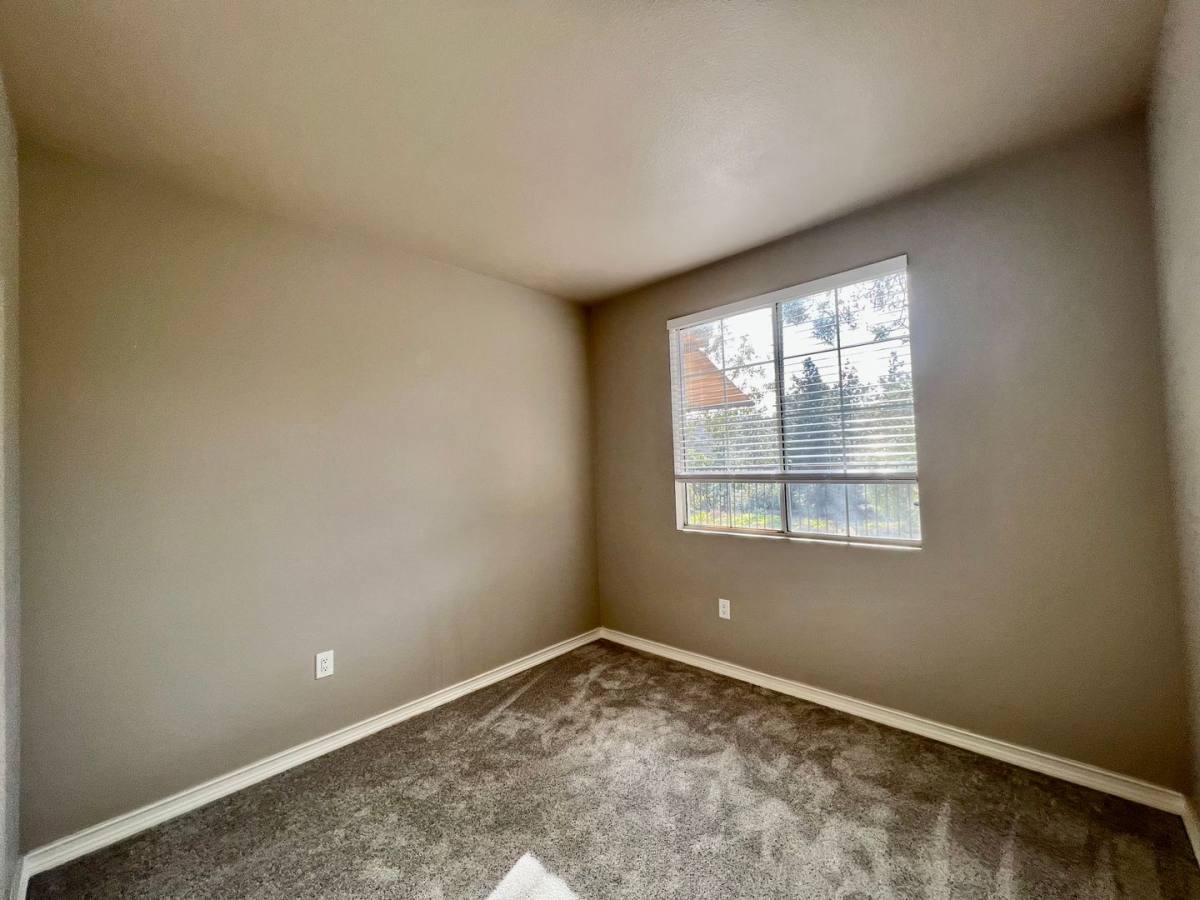 Condo for rent at 11985 Tivoli Park Row, San Diego, CA 92128