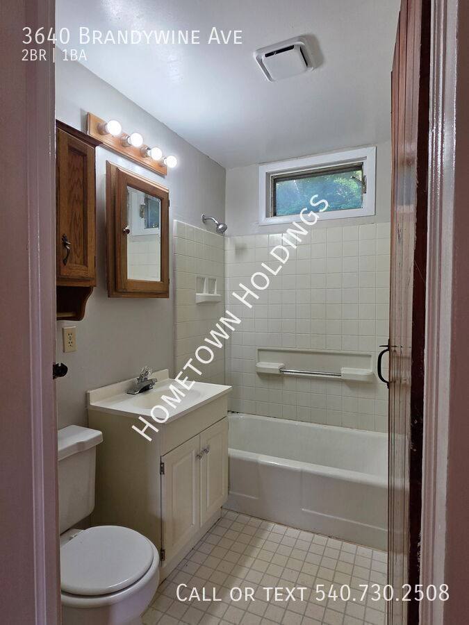 Apartment for rent at 3640 Brandywine Ave, Roanoke, VA 24018