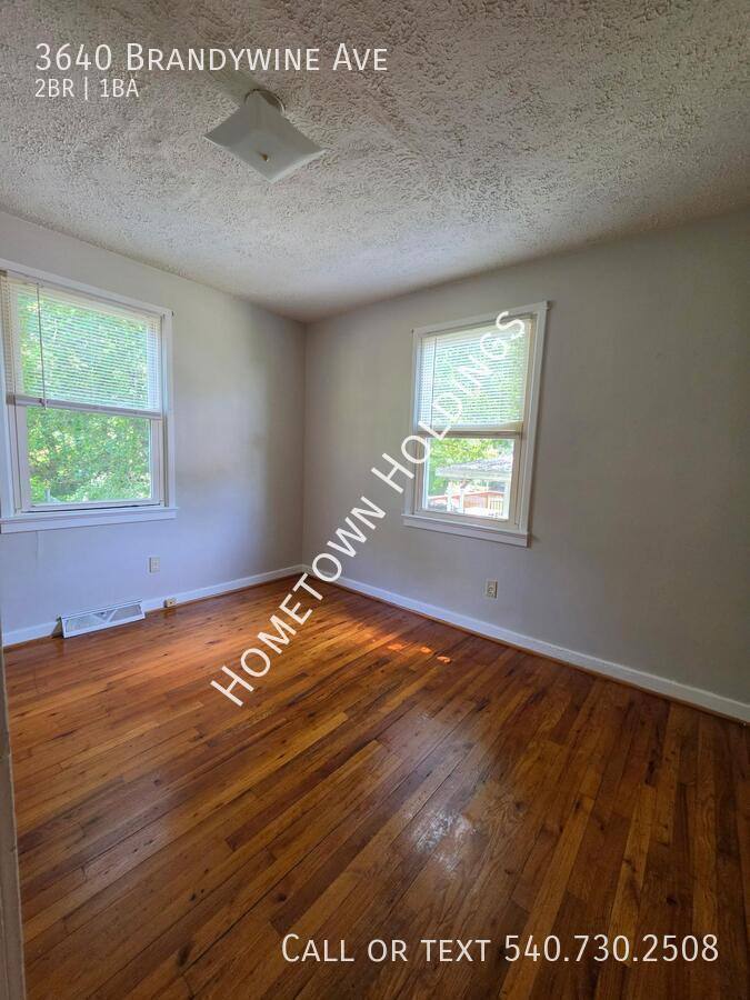Apartment for rent at 3640 Brandywine Ave, Roanoke, VA 24018