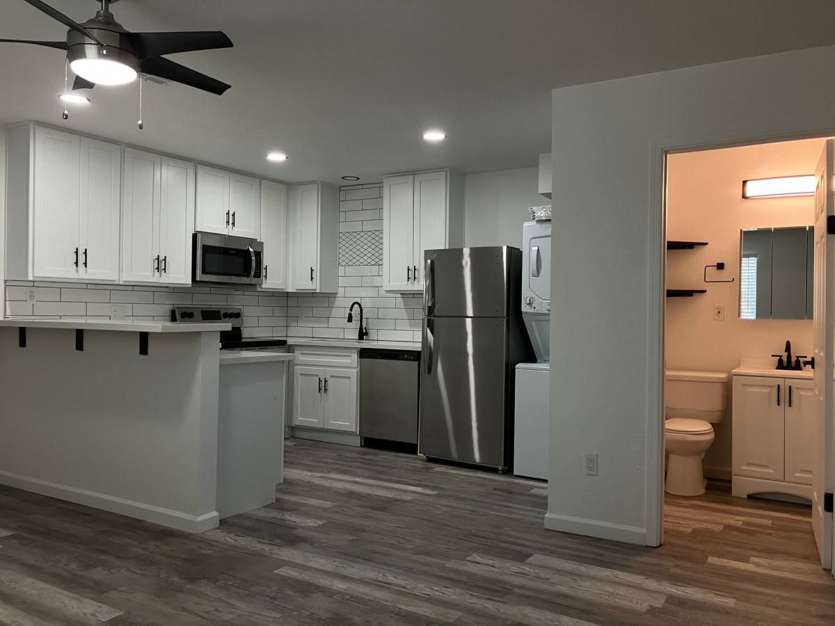 Apartment for rent at 814 N 8th Ave, Phoenix, AZ 85007