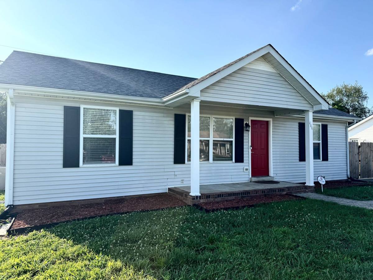 House for rent at 444 Sideline Dr, Oak Grove, KY 42262