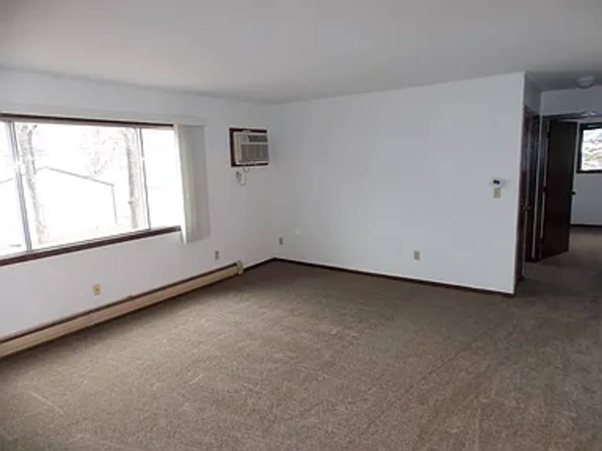 Apartment for rent at 344 33rd Ave N, Saint Cloud, MN 56303
