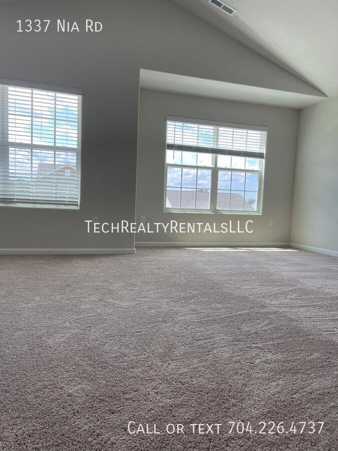 House for rent at 1337 Nia Rd, Charlotte, NC 28215