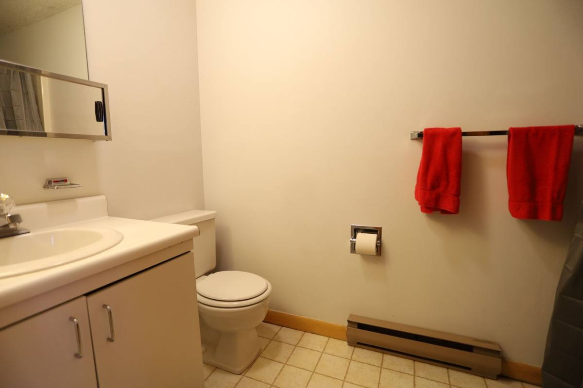 Apartment for rent at 135 Snowood Dr #E4, Thornton, NH 03285