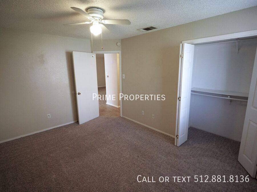 House for rent at 404 Burlwood Court, Round Rock, TX 78664