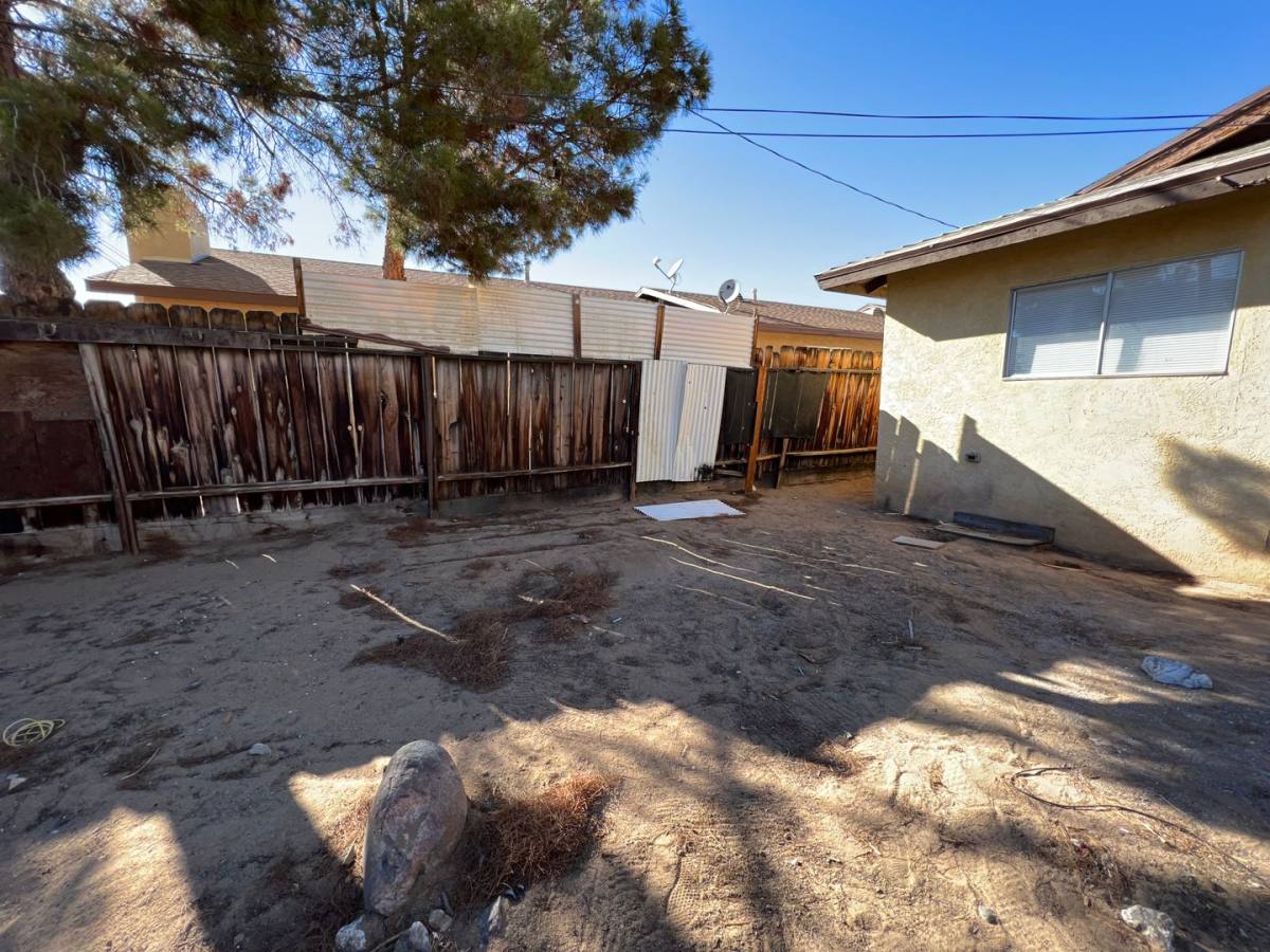 Apartment for rent at 737 E Commercial A-B, Ridgecrest, CA 93555
