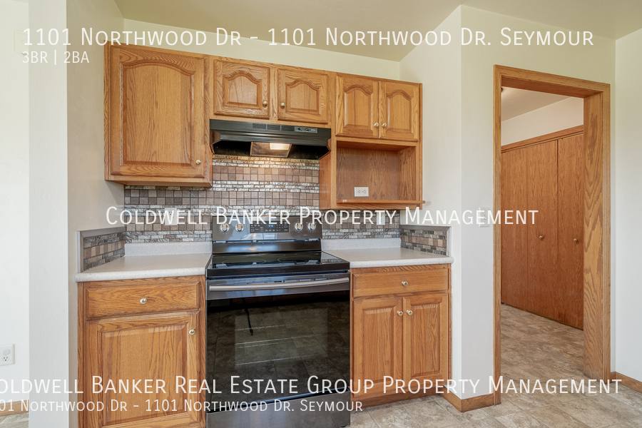 Apartment for rent at 1101 Northwood Dr #S, Seymour, WI 54165