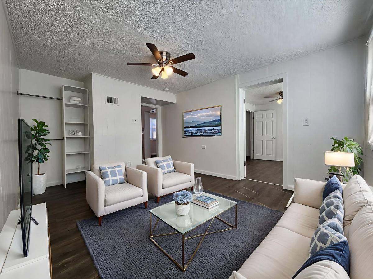Apartment for rent at 409 W Routt Ave #COTTAGE, Pueblo, CO 81004