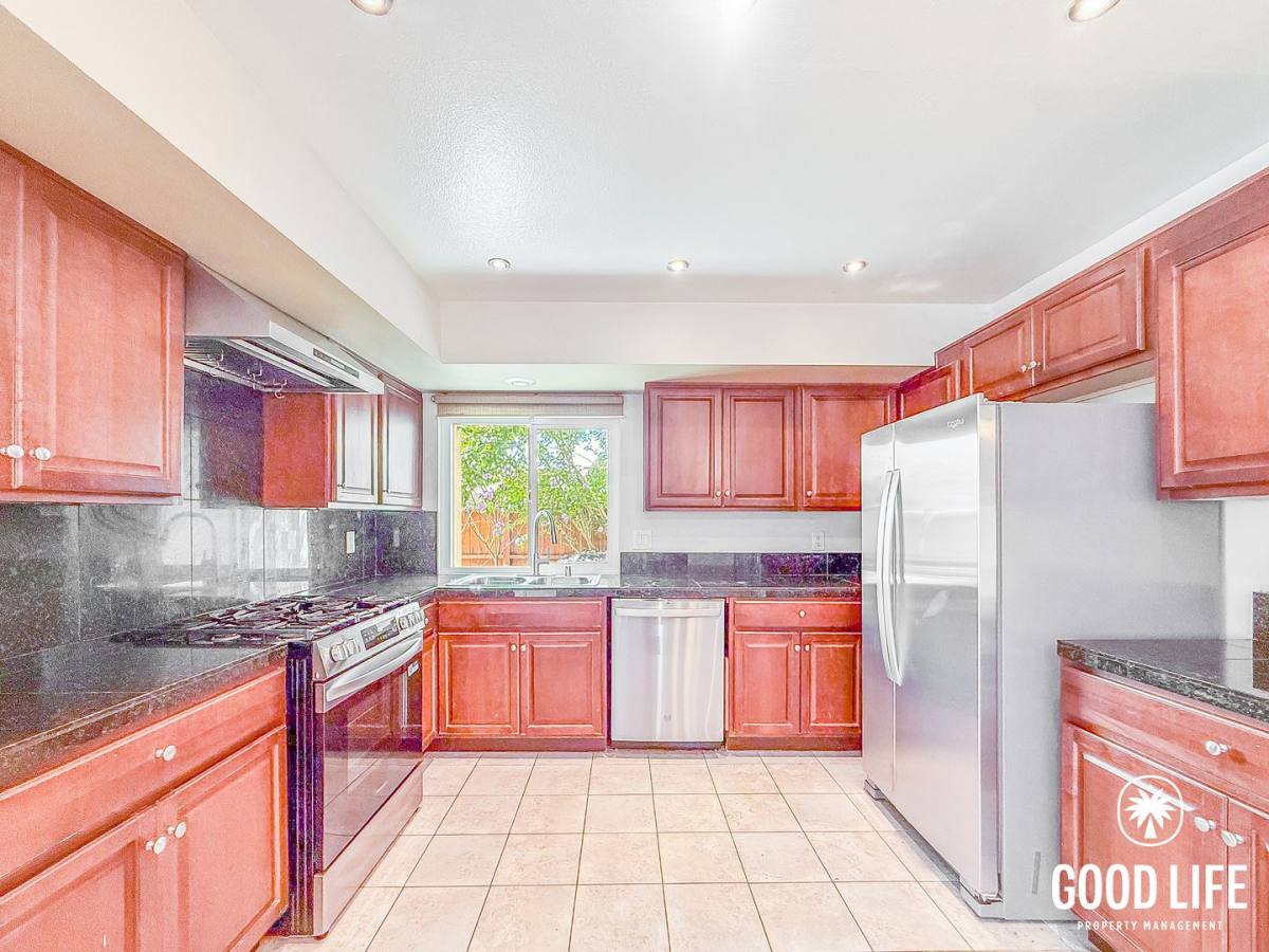 Condo for rent at 3867 Camino Lindo, San Diego, CA 92122