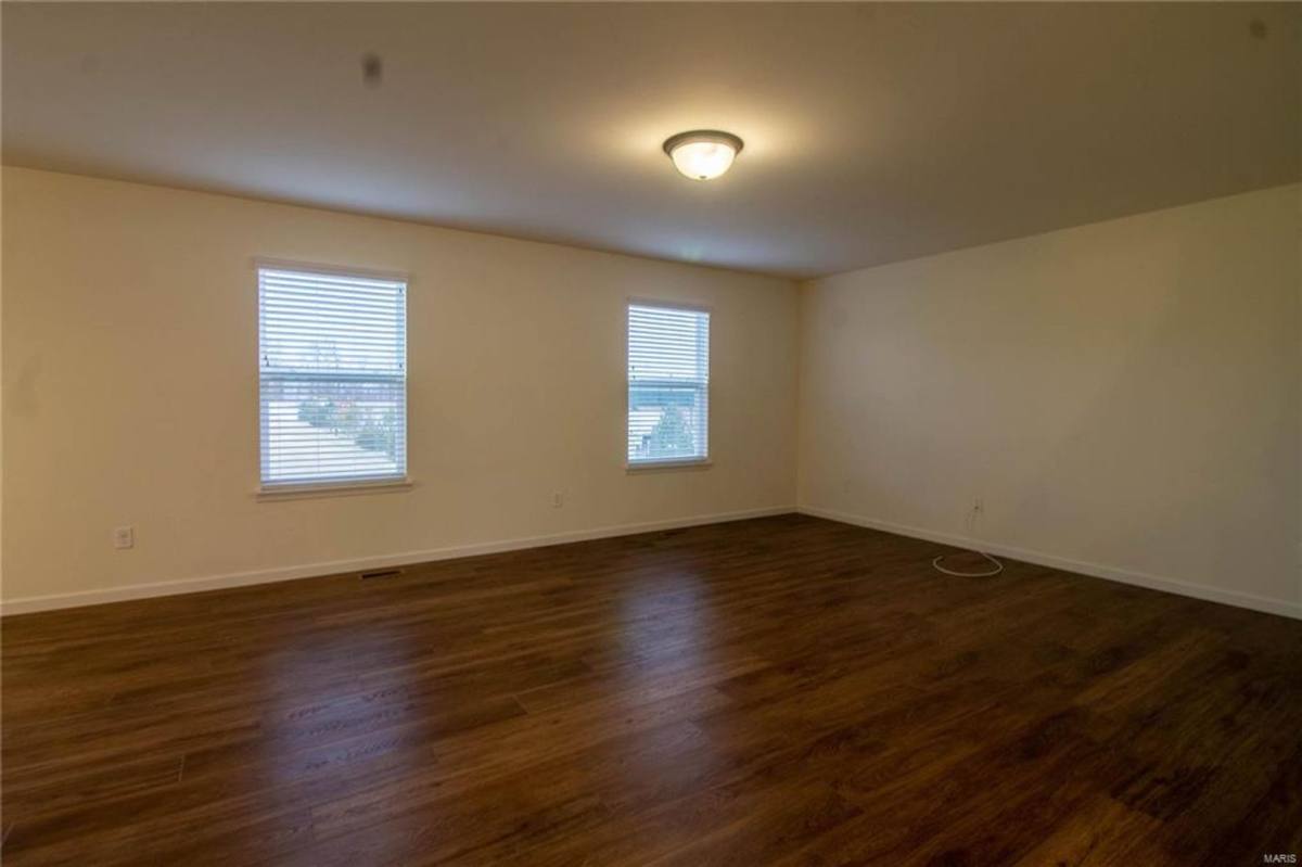 House for rent at 212 Pearl Vista Dr, O Fallon, MO 63366