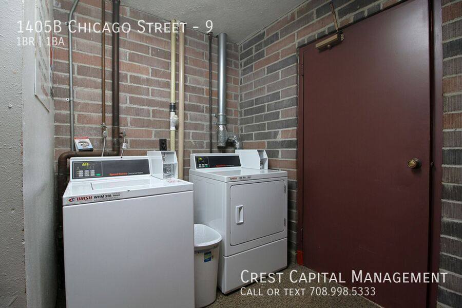Apartment for rent at 1405B E Chicago St #4, Valparaiso, IN 46383
