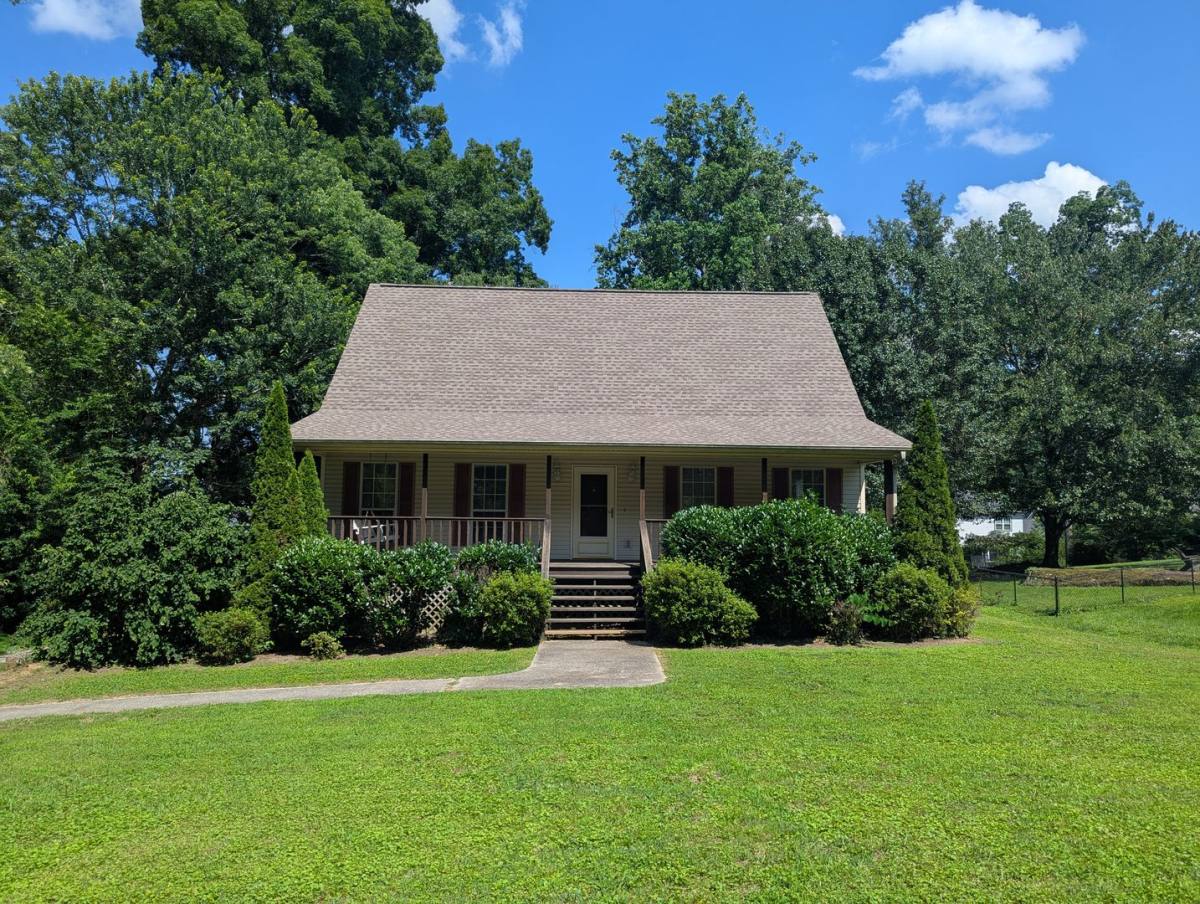 House for rent at 6422 Levi Rd, Hixson, TN 37343