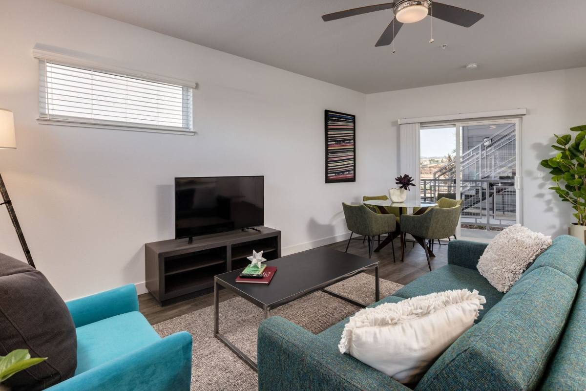 Apartment for rent at 1894 Notre Dame Blvd, Chico, CA 95928