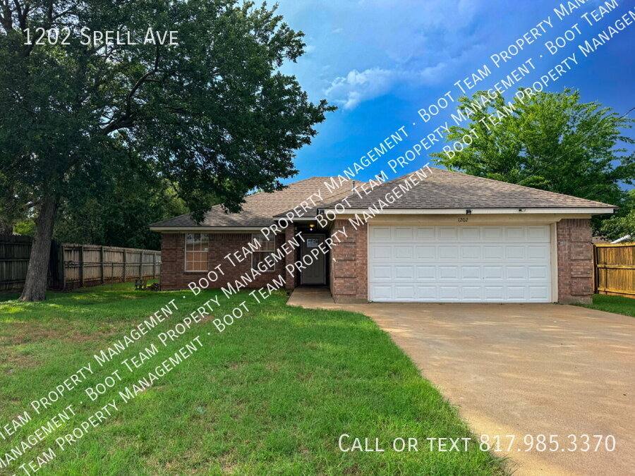 House for rent at 1202 Spell Ave, Cleburne, TX 76033