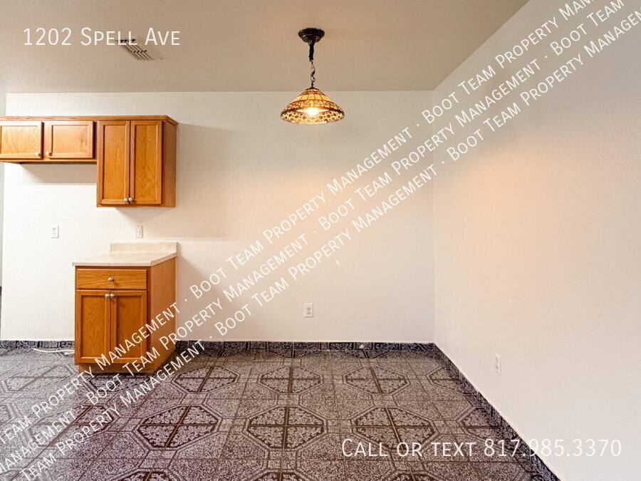 House for rent at 1202 Spell Ave, Cleburne, TX 76033