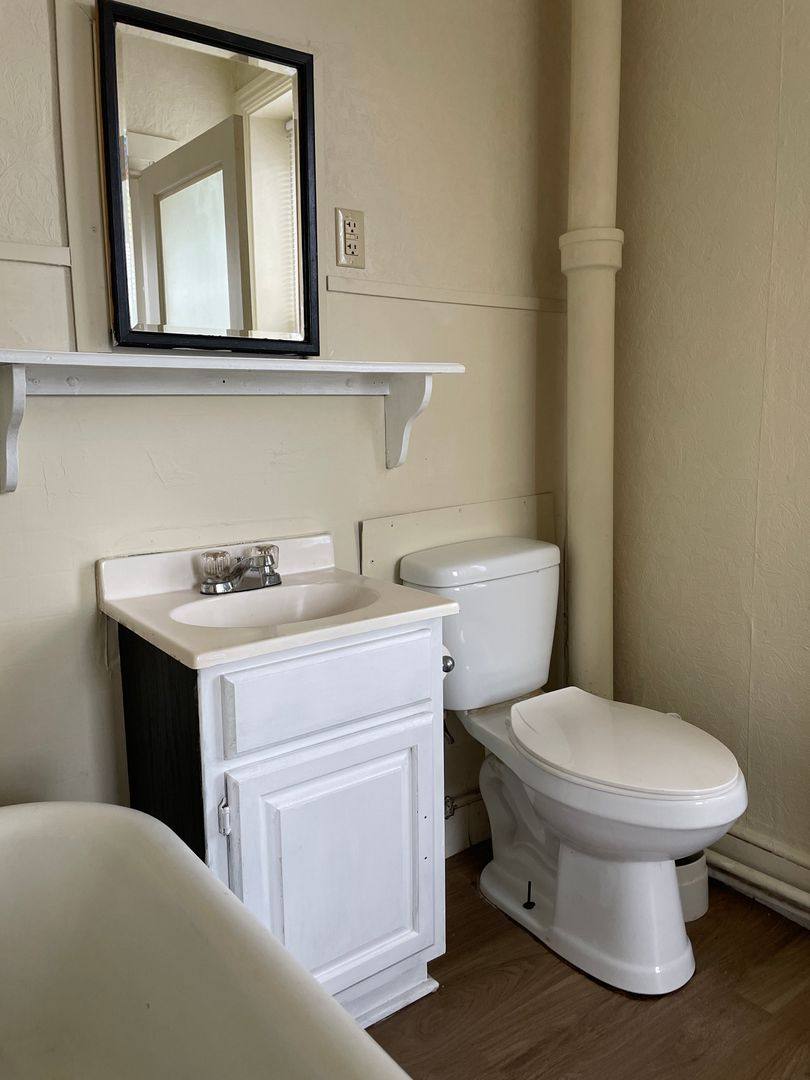 Apartment for rent at 41 N 6th St, Columbia, PA 17512