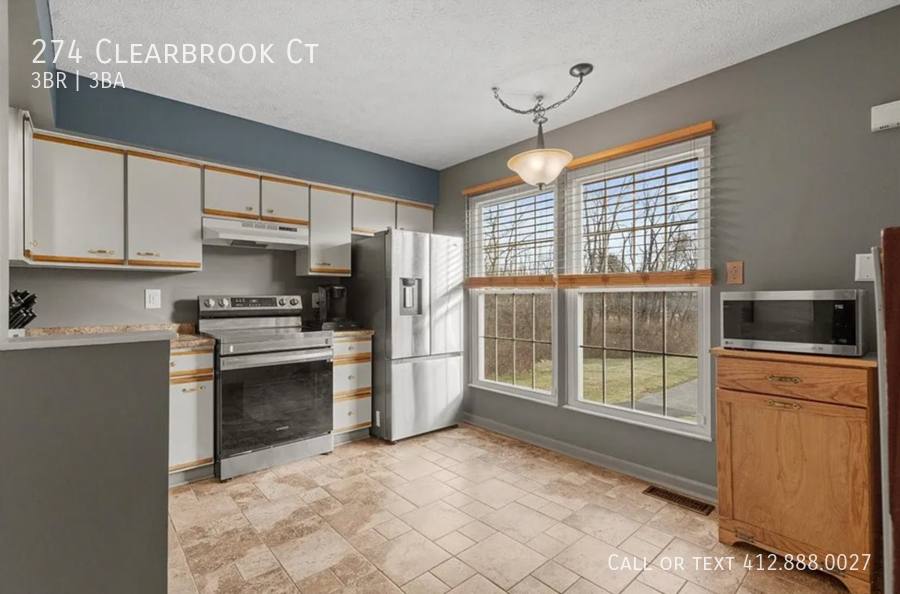 House for rent at 274 Clearbrook Court, Cranberry Township, PA 16066