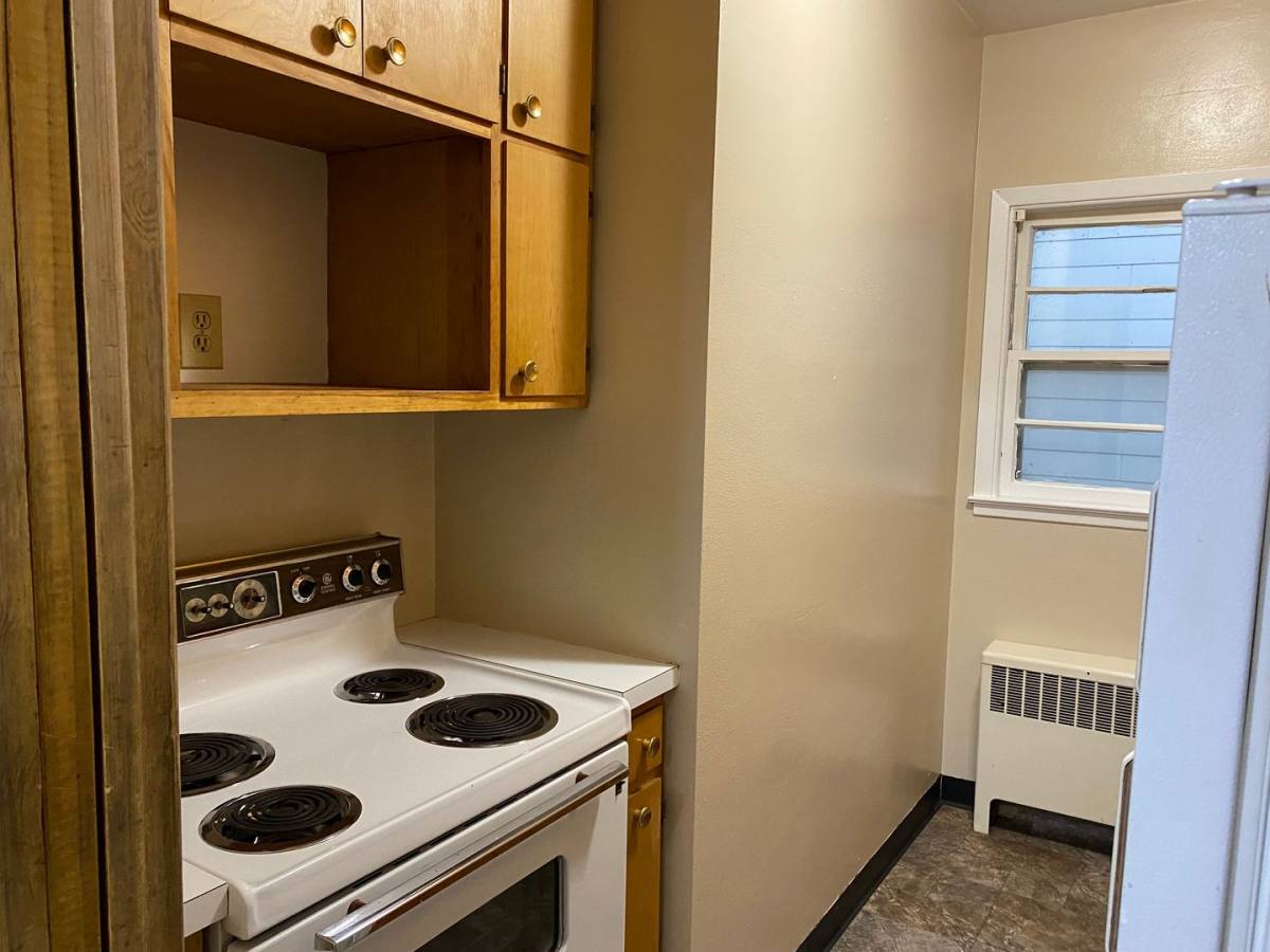 Apartment for rent at 227 Central Ave S, Valley City, ND 58072