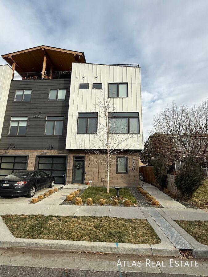 3320 S Pearl St E, Englewood, CO 80113 - Townhouse for Rent