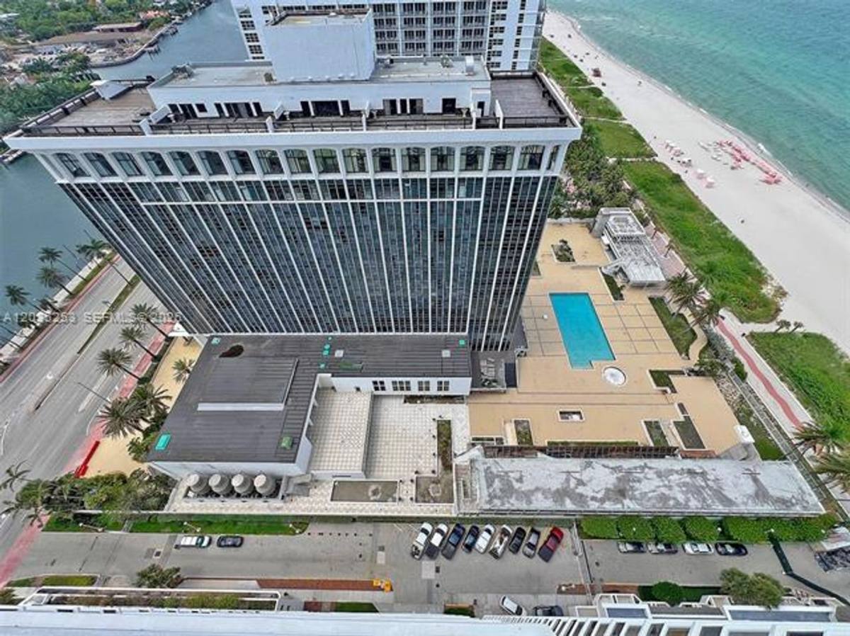 Condo for rent at 4779 Collins Ave, Miami Beach, FL 33140