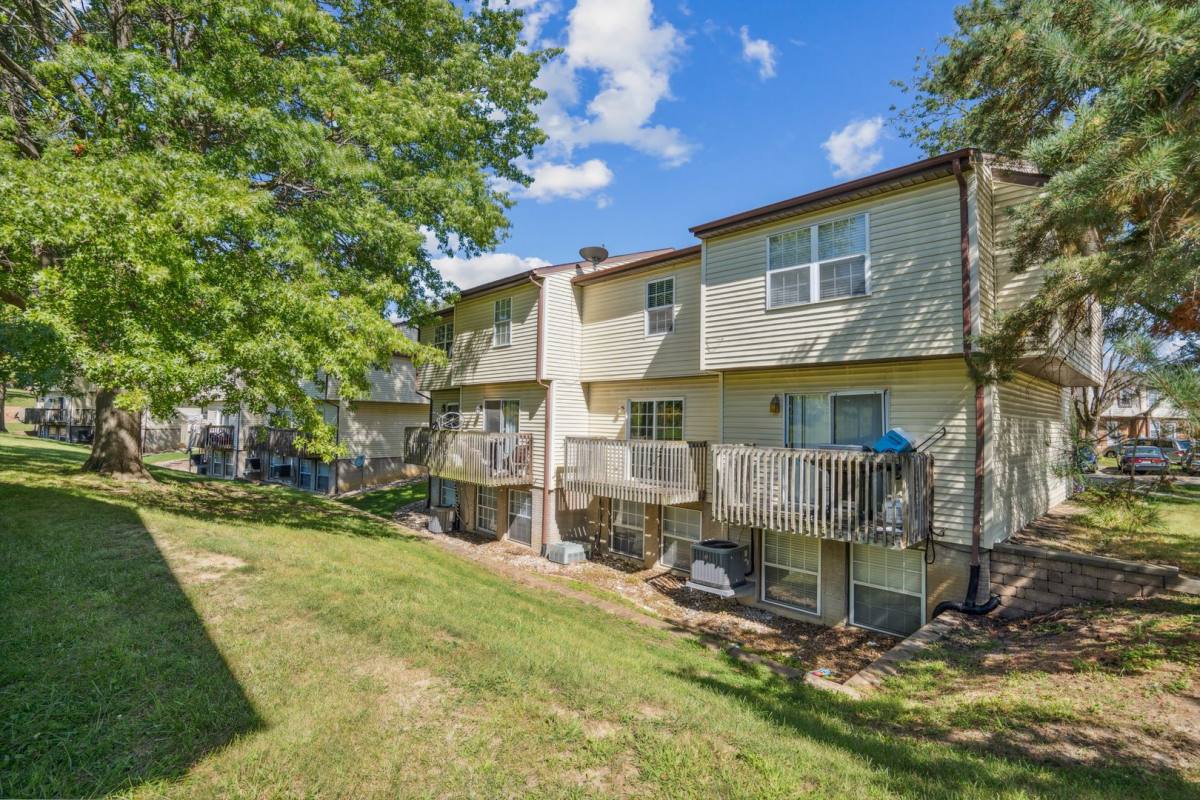 Apartment for rent at 2517 Sylvan Court, Iowa City, IA 52246