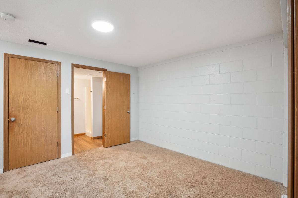 Apartment for rent at 2517 Sylvan Court, Iowa City, IA 52246