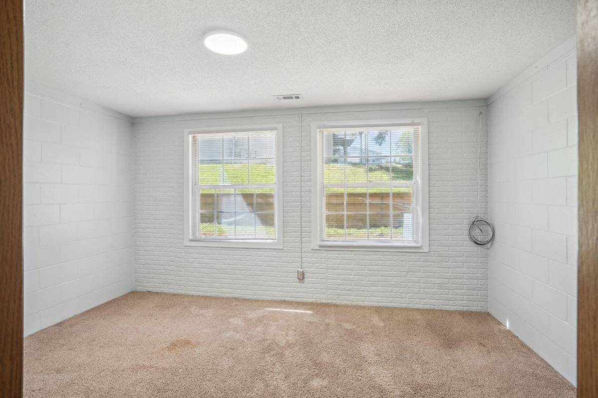 Apartment for rent at 2517 Sylvan Court, Iowa City, IA 52246